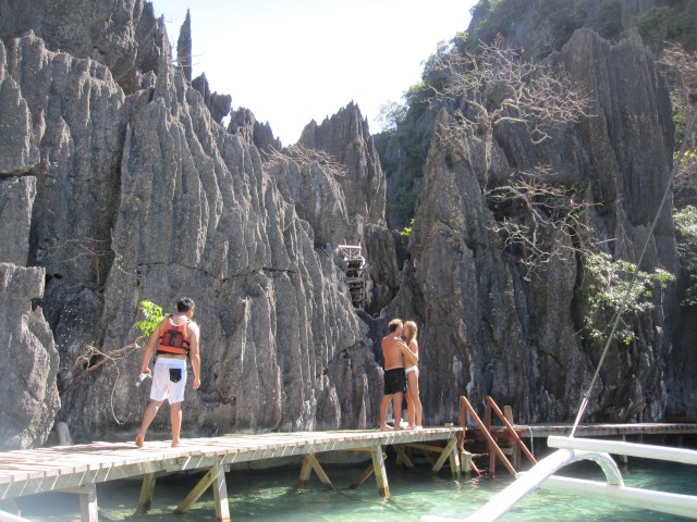 entrance to Barracuda Lake