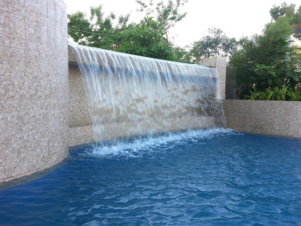 pool_waterfall